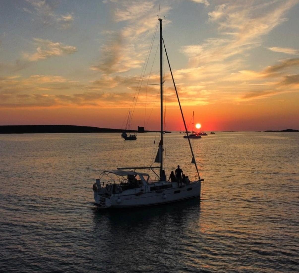Private sunset cruise