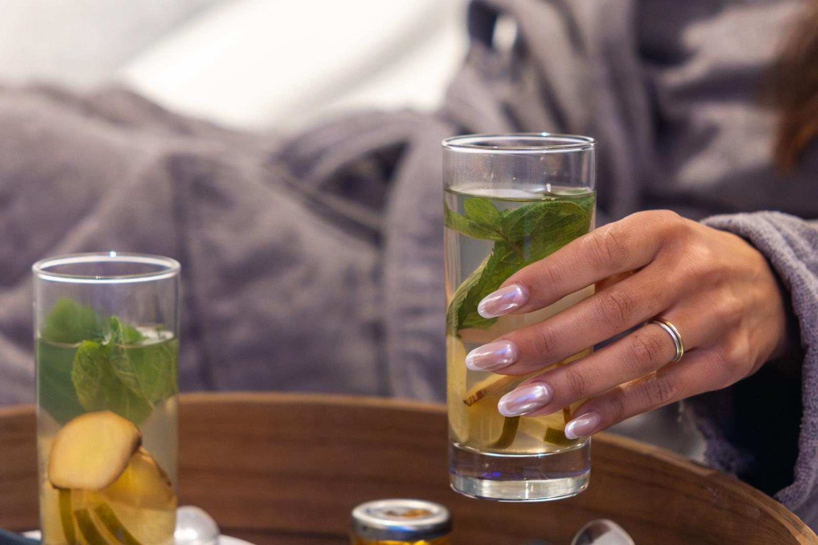 Herbal teas and fresh fruit in the relaxation area
